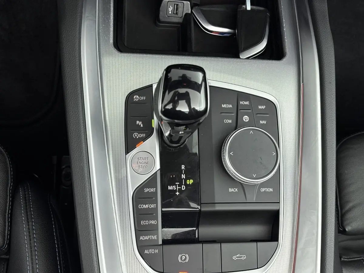 M40i Business Edition Plus | Apple Carplay/Android Auto|telefoonintegratie premium | Elektrisch bedienbare kap | Keyless start
