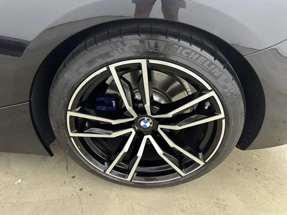 M40i Business Edition Plus | Apple Carplay/Android Auto|telefoonintegratie premium | Elektrisch bedienbare kap | Keyless start
