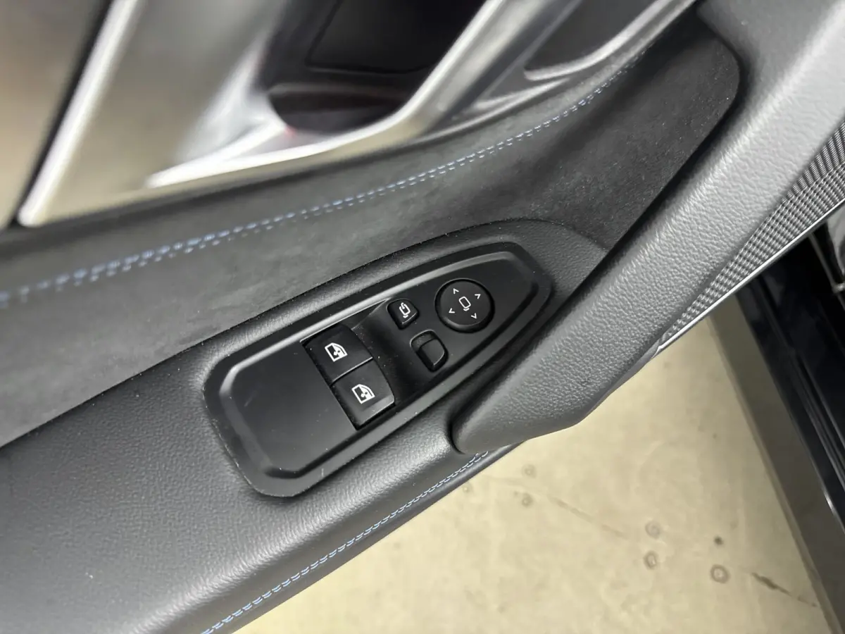 M40i Business Edition Plus | Apple Carplay/Android Auto|telefoonintegratie premium | Elektrisch bedienbare kap | Keyless start