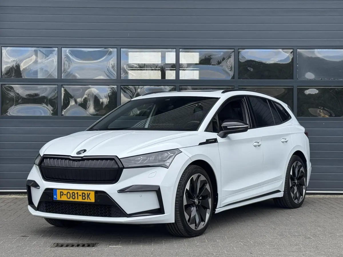 80 SPORTLINE (92% SOH) I GROOT ACCUPAKKET I WARMTEPOMP I NAVIGATIE I SCHUIF/KANTELDAK