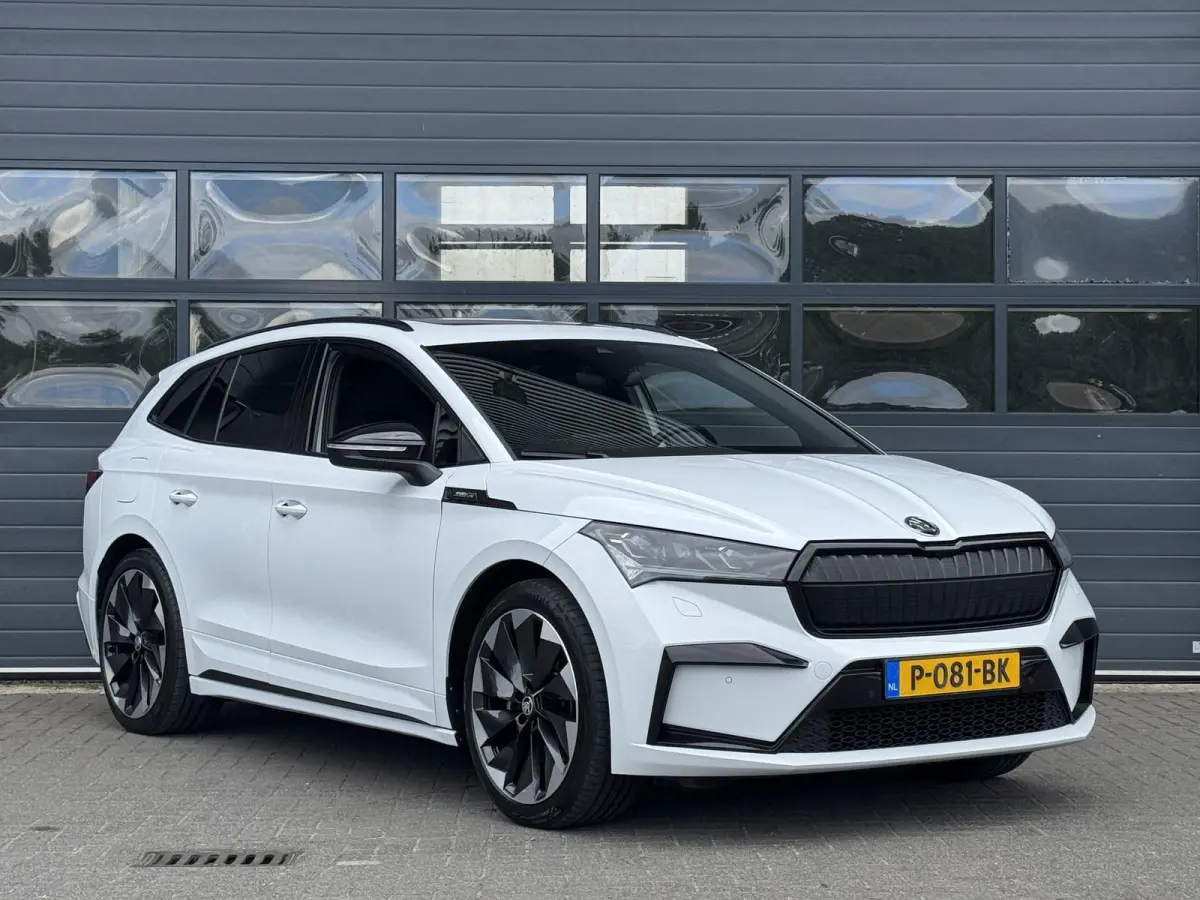 80 SPORTLINE (92% SOH) I GROOT ACCUPAKKET I WARMTEPOMP I NAVIGATIE I SCHUIF/KANTELDAK