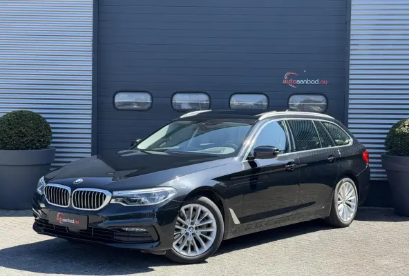 540i xDrive High Executive Edition | Panoramadak | 360* Camera | Elektrische Achterklep | Climate Control |