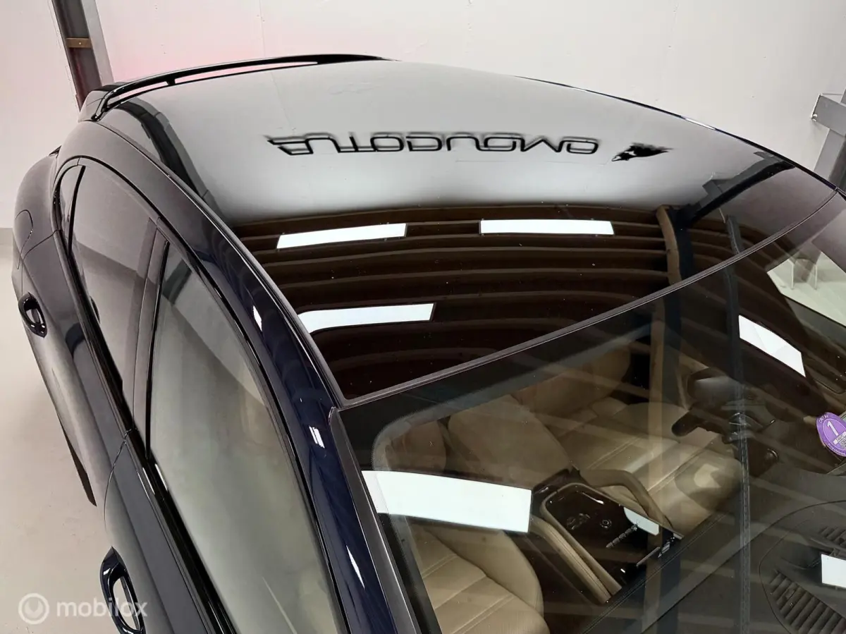 3.0 E-Hybrid | Pano | NAP | Achterasbest. | Luchtvering | Sport Chrono | Memory | 20" | 360 camera | Leder | 470PK