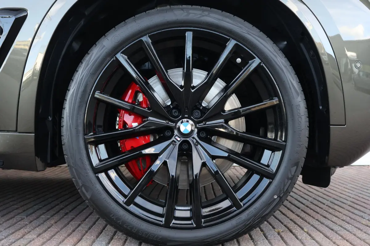 xDrive50e High Executive | M Sportpakket Pro | Innovation Pack | Professional Pack | Exclusive Pack | Panoramadak