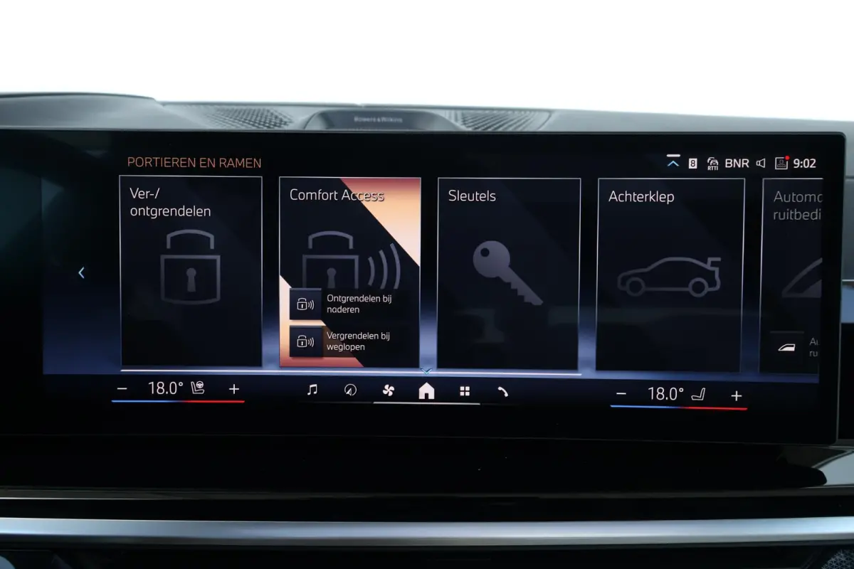 xDrive50e High Executive | M Sportpakket Pro | Innovation Pack | Professional Pack | Exclusive Pack | Panoramadak