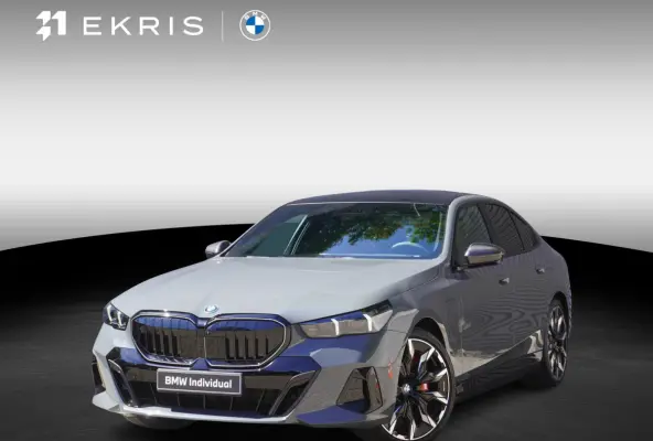 550e xDrive M Sportpakket Pro | Innovation Pack | Comfort Pack | Travel Pack | Parking Assistent Professional | Driving Assistent Professional