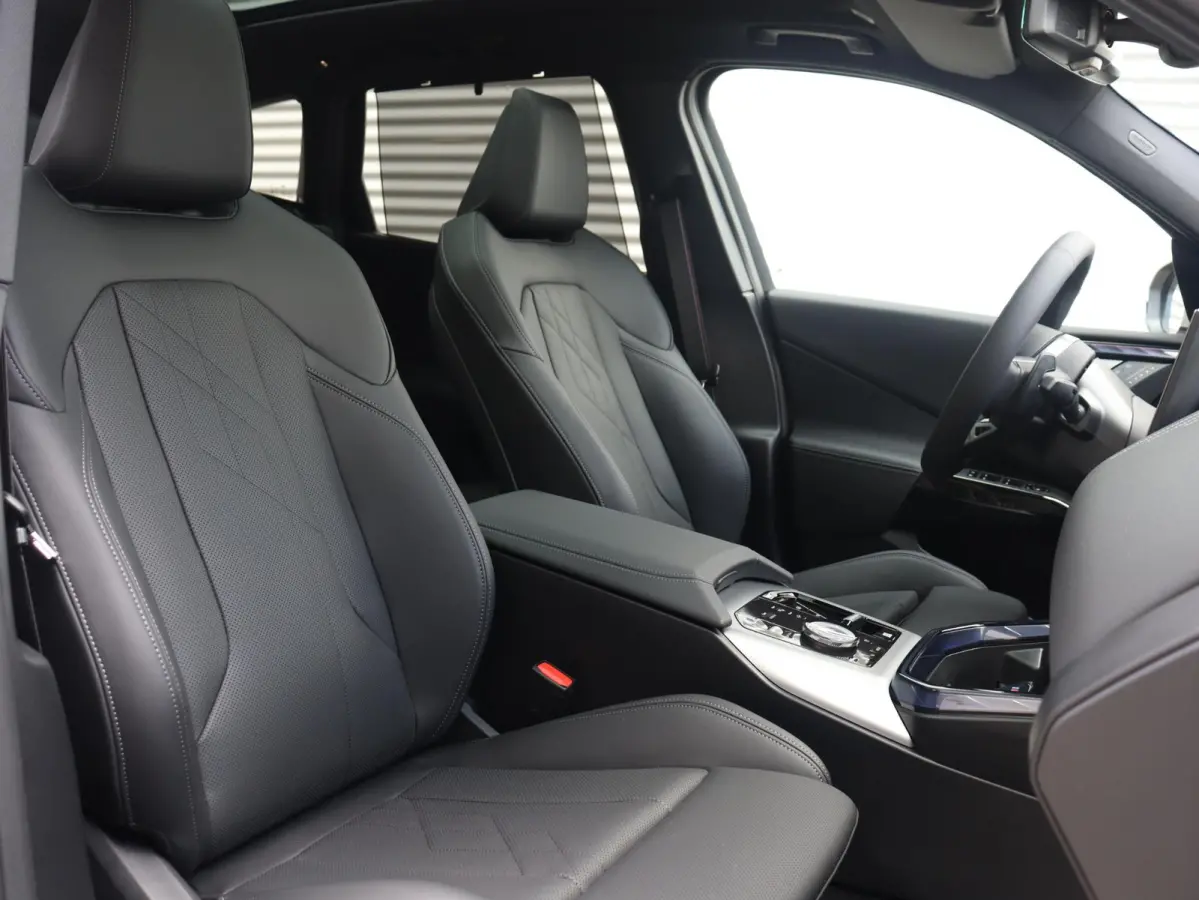 30e xDrive Premium Pack | Professional Pack | Comfort Pack | M Sport | M Sportpakket Pro