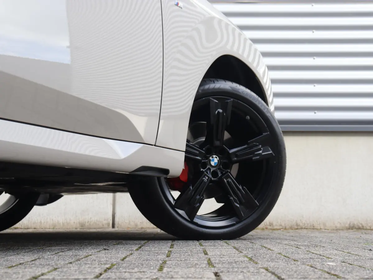 30e xDrive Premium Pack | Professional Pack | Comfort Pack | M Sport | M Sportpakket Pro