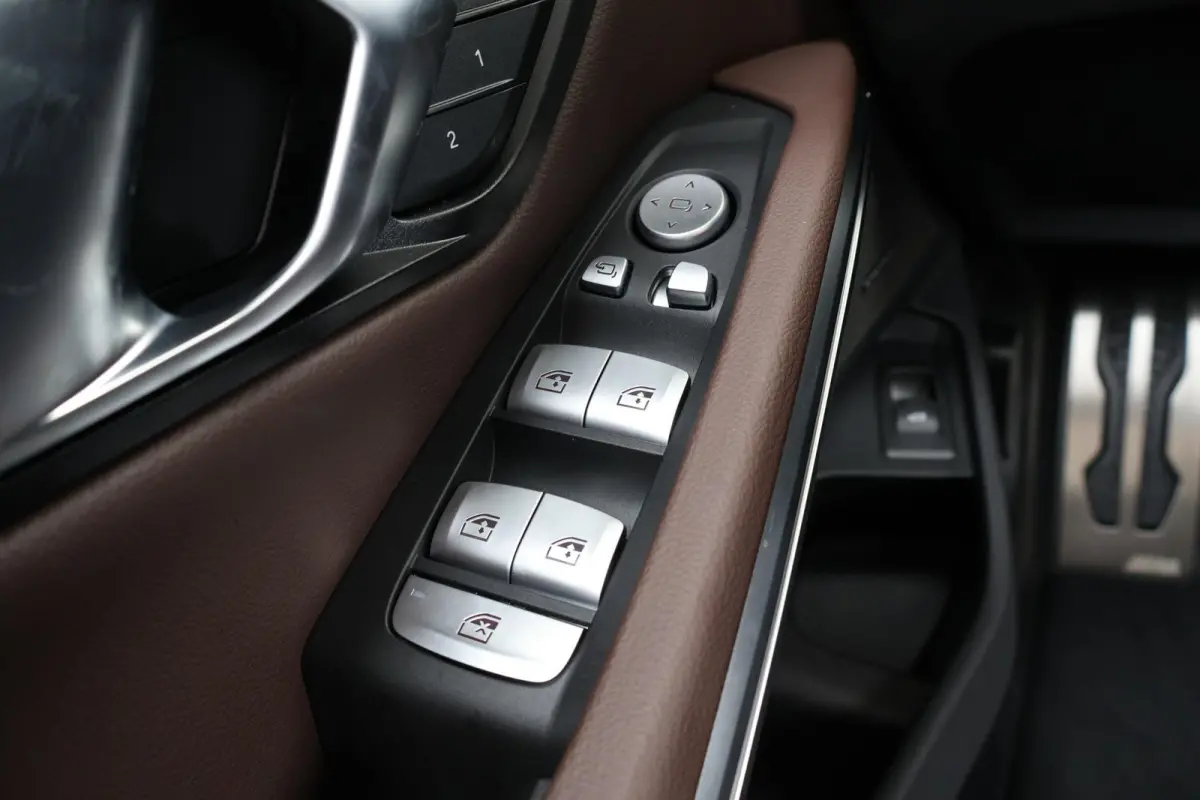 M340i xDrive High Executive | M Sportpakket Pro | Comfort Pack | Innovation Pack | Panoramadak