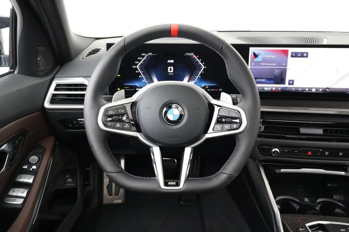 M340i xDrive High Executive | M Sportpakket Pro | Comfort Pack | Innovation Pack | Panoramadak