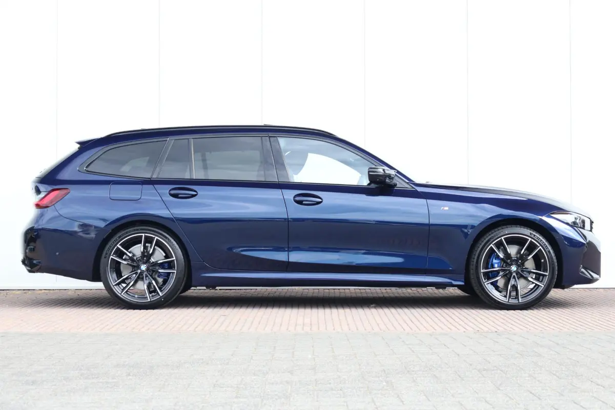 M340i xDrive High Executive | M Sportpakket Pro | Comfort Pack | Innovation Pack | Panoramadak