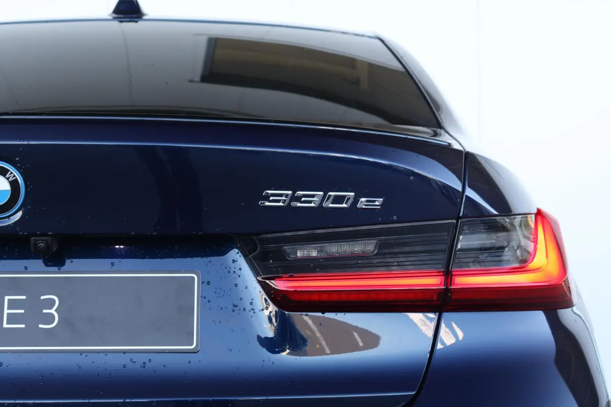 330e M Sportpakket Pro | Comfort Pack | Innovation Pack | Harman Kardon