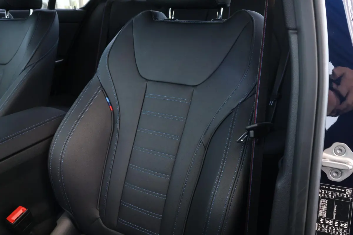 330e M Sportpakket Pro | Comfort Pack | Innovation Pack | Harman Kardon