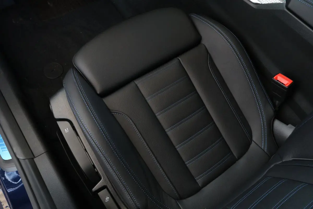330e M Sportpakket Pro | Comfort Pack | Innovation Pack | Harman Kardon