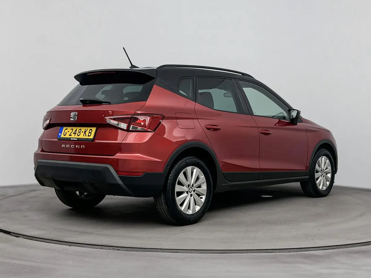 1.0 TSI Style Business Intense | KEYLESS | CLIMATE CONTROL | ADAPTIEF CRUISECONTROL | LMV | CAMERA |
