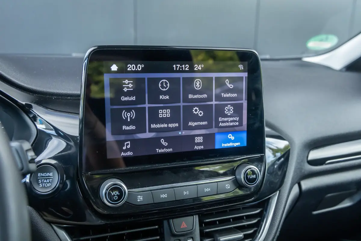 1.0 EcoBoost Hybrid Titanium | Led verlichting | Winter-pack | Apple carplay / andriod auto | Keyless entry