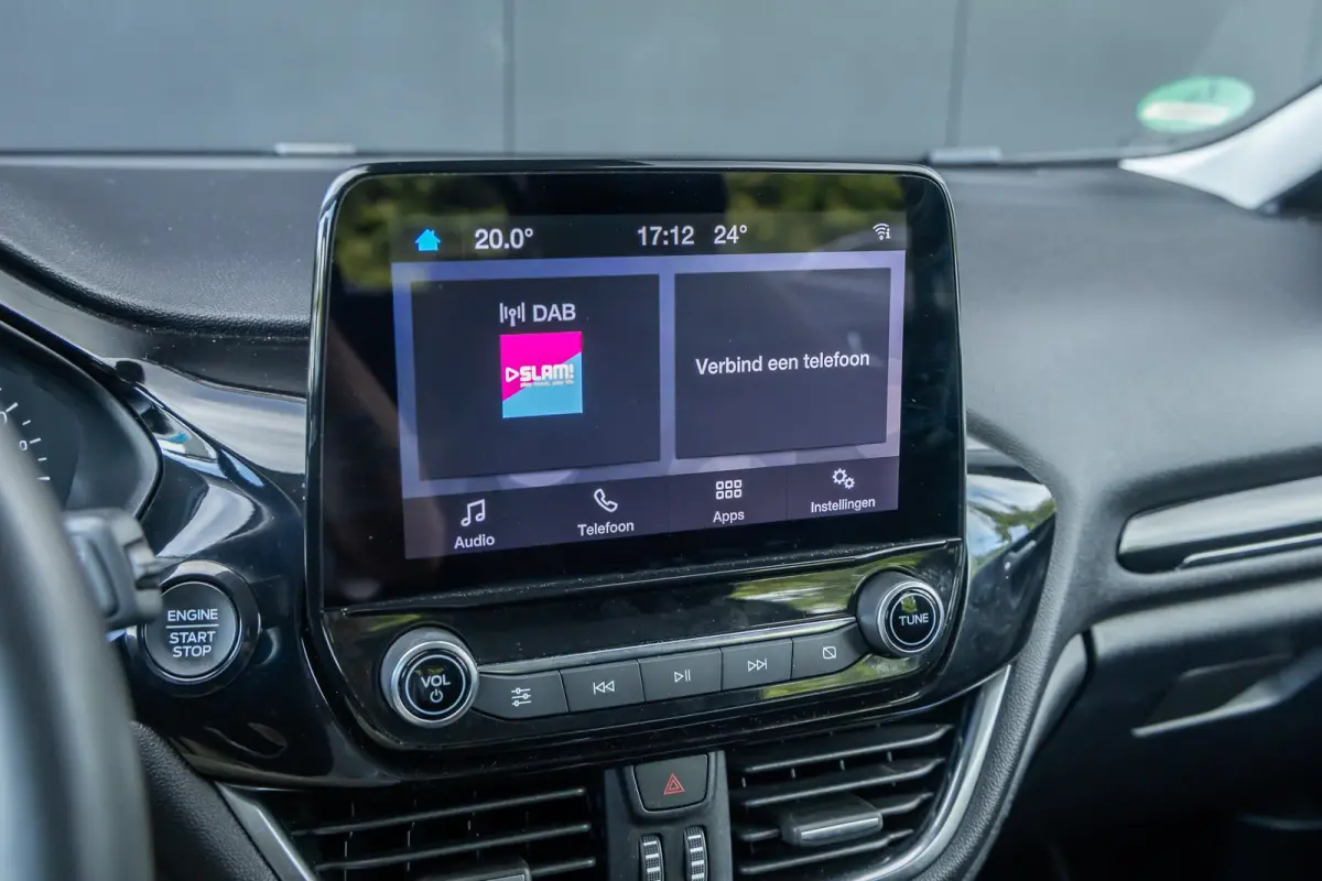 1.0 EcoBoost Hybrid Titanium | Led verlichting | Winter-pack | Apple carplay / andriod auto | Keyless entry