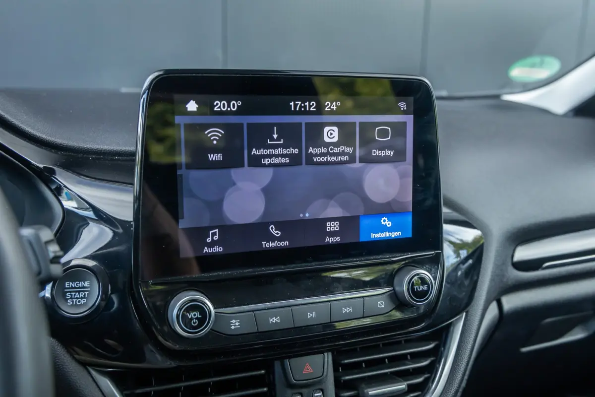 1.0 EcoBoost Hybrid Titanium | Led verlichting | Winter-pack | Apple carplay / andriod auto | Keyless entry