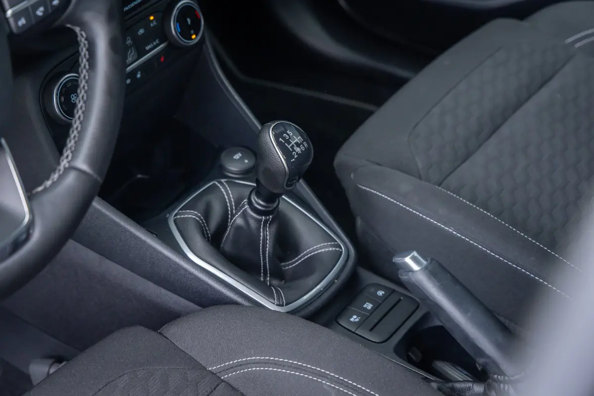 1.0 EcoBoost Hybrid Titanium | Led verlichting | Winter-pack | Apple carplay / andriod auto | Keyless entry