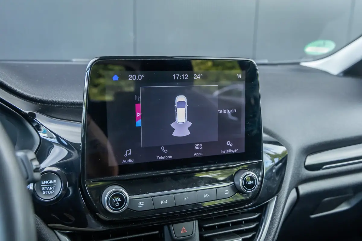 1.0 EcoBoost Hybrid Titanium | Led verlichting | Winter-pack | Apple carplay / andriod auto | Keyless entry