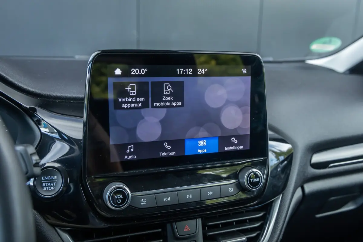 1.0 EcoBoost Hybrid Titanium | Led verlichting | Winter-pack | Apple carplay / andriod auto | Keyless entry