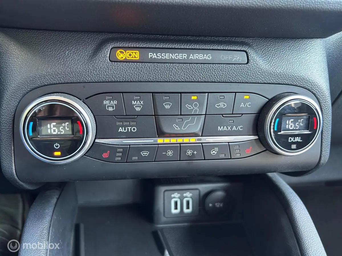 2.5 PHEV Titanium Leer