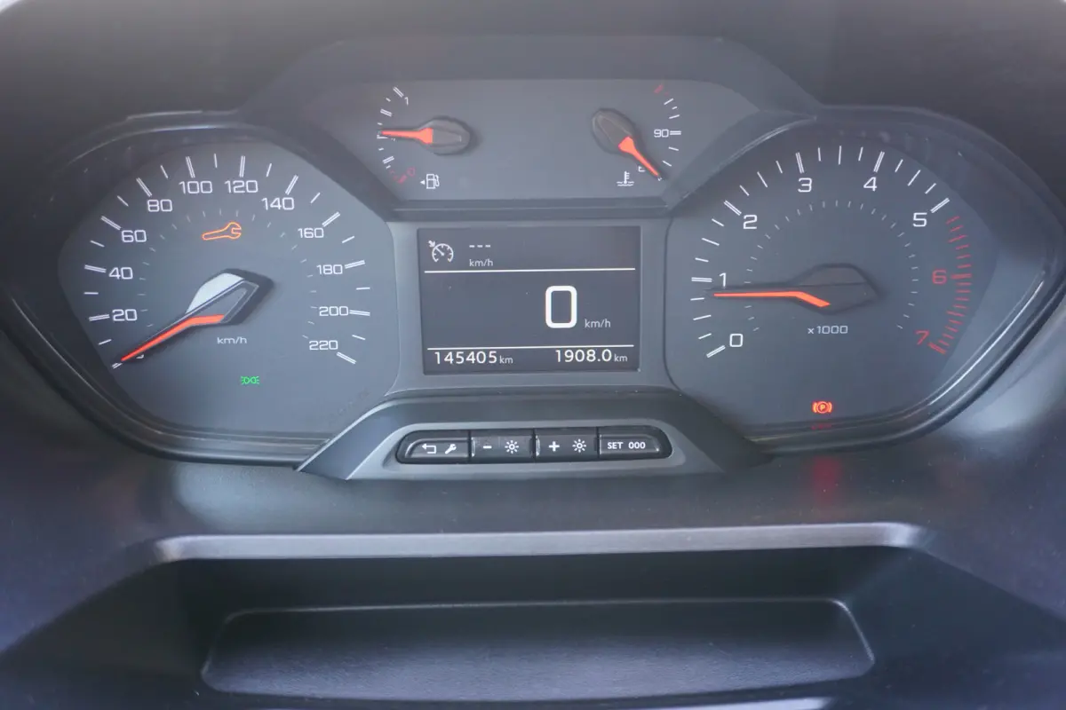 L2 Maxi Long Asphalt Trekhaak Apple Carplay Cruise control Airco