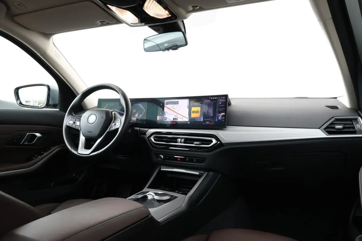 320e | SoH 98% | PDC | Cruise Control | Climate Control | Achteruitrijcamera | Leder |