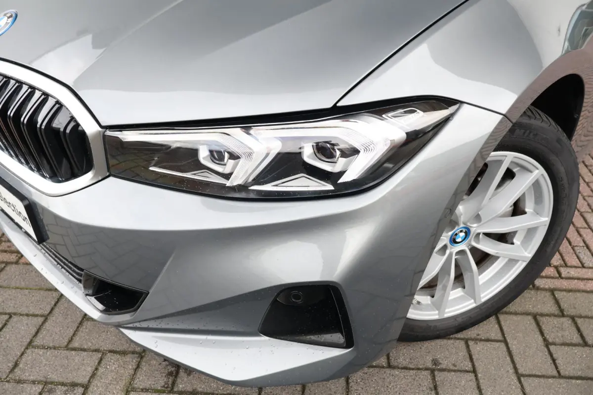 320e | SoH 98% | PDC | Cruise Control | Climate Control | Achteruitrijcamera | Leder |