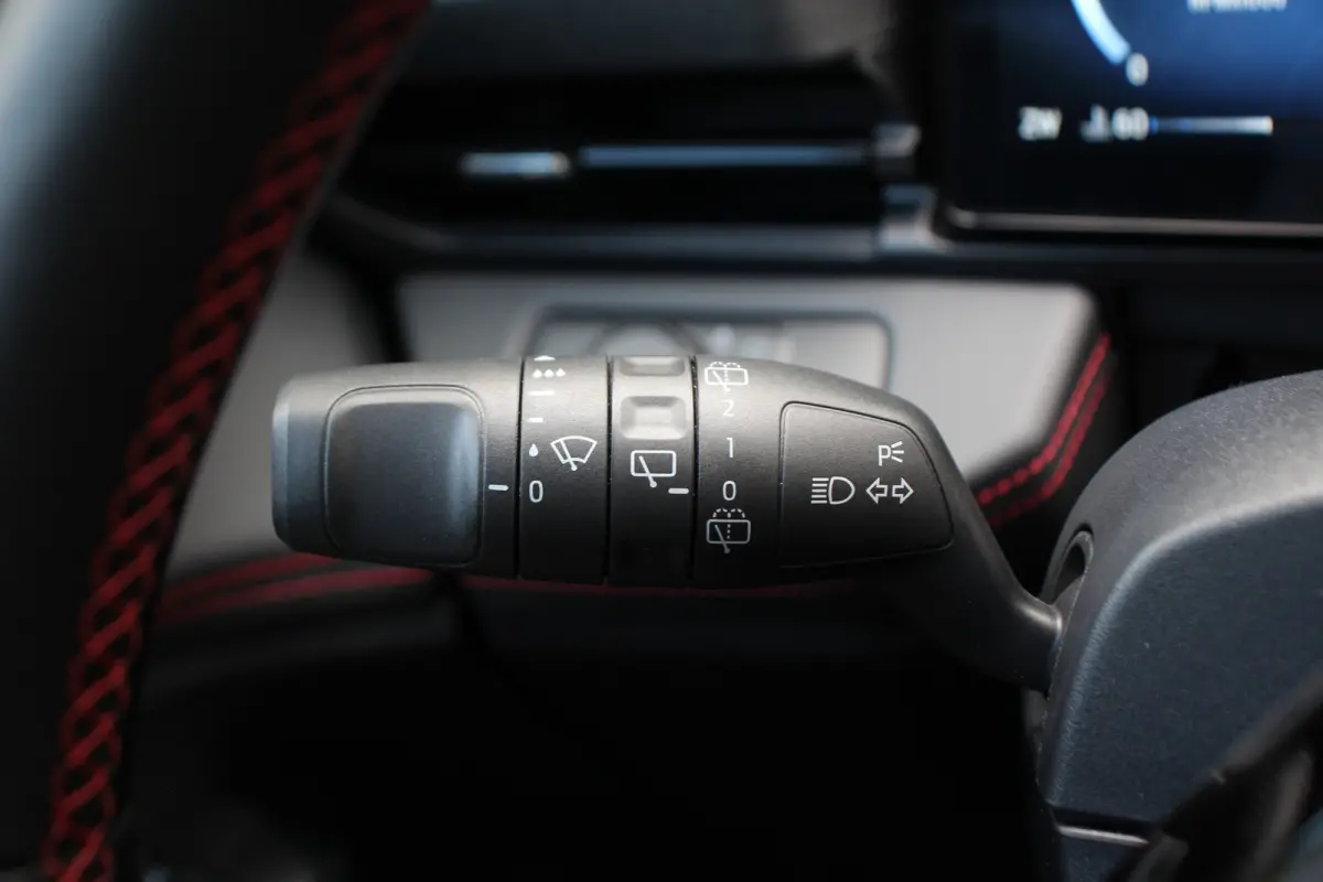 1.0 155 PK ST-line X AUTOMAAT | Panoramadak | Adaptieve cruise | Winter-pack | B&O Audio | Electrische achterklep | Full LED | Camera