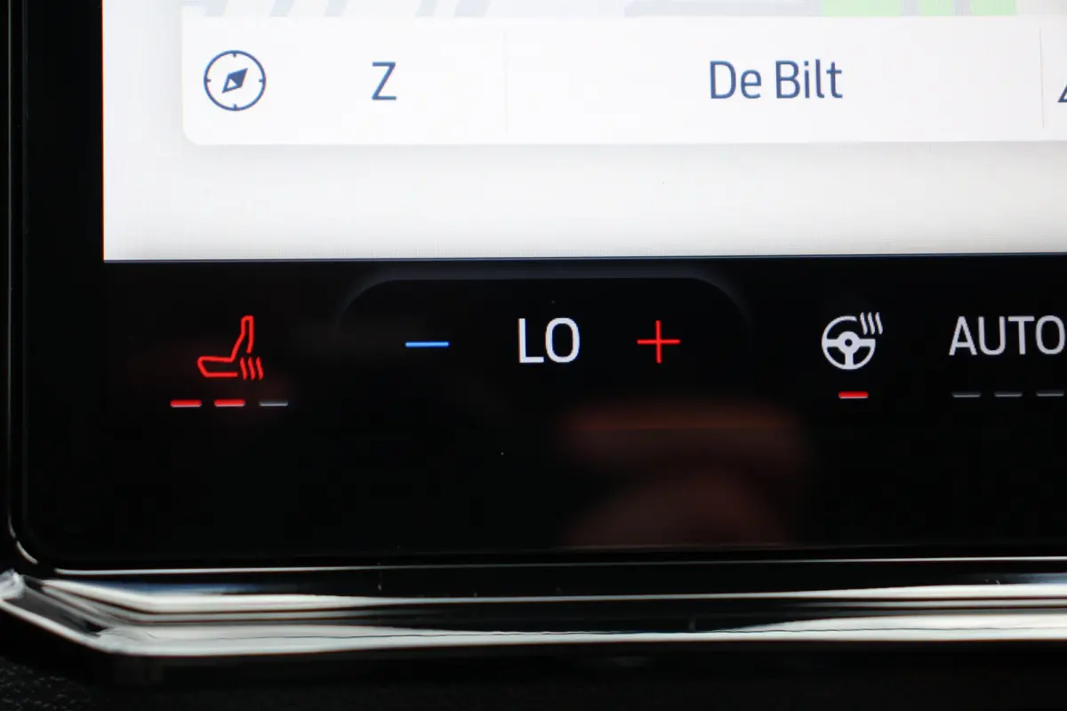 1.0 155 PK ST-line X AUTOMAAT | Panoramadak | Adaptieve cruise | Winter-pack | B&O Audio | Electrische achterklep | Full LED | Camera