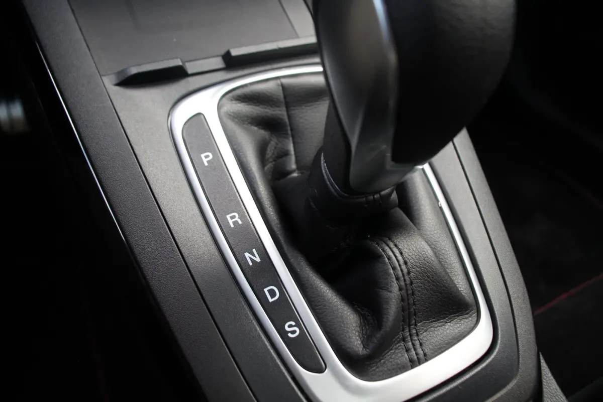 1.0 155 PK ST-line X AUTOMAAT | Panoramadak | Adaptieve cruise | Winter-pack | B&O Audio | Electrische achterklep | Full LED | Camera