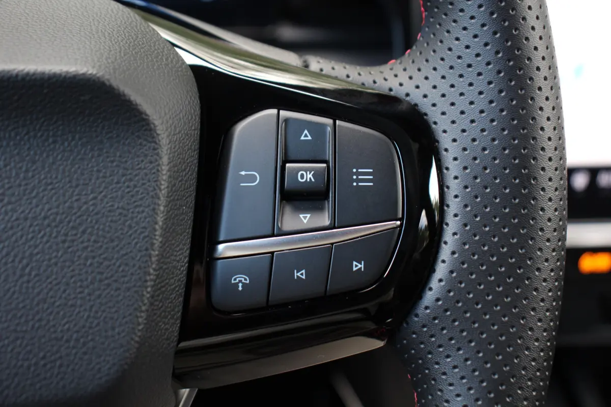 1.0 155 PK ST-line X AUTOMAAT | Panoramadak | Adaptieve cruise | Winter-pack | B&O Audio | Electrische achterklep | Full LED | Camera