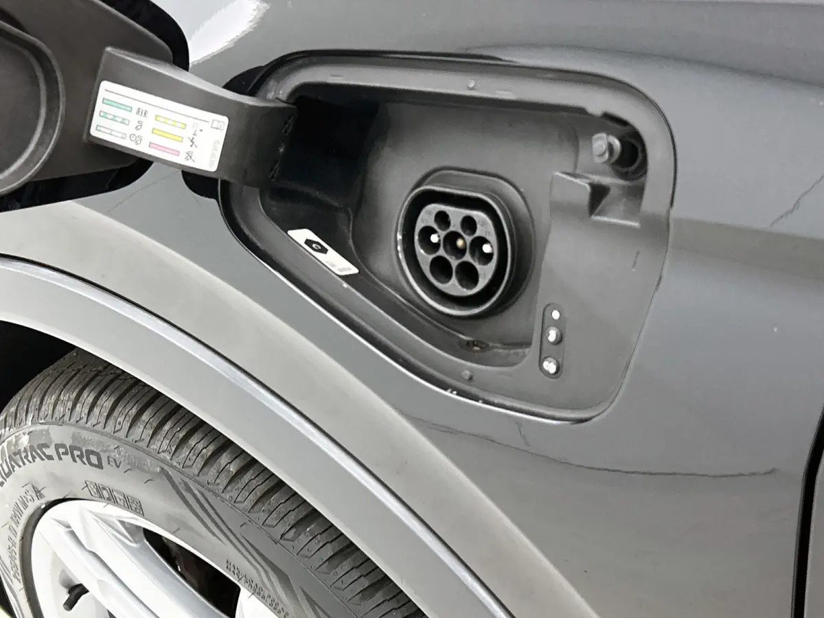1.4 TSI eHybrid R-Line Business+ | SoH 88%  | Automaat | Panorama Schuif/Kantel Dak | All Season Banden | Digital Cockpit (PRO) | Navigatie | Carplay | Parkeercamera