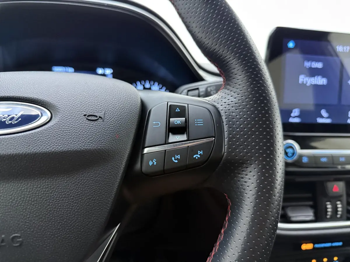 1.0 EcoBoost | 140PK | ST-Line | NAVIGATIE | CLIMATE CONTROL | CRUISE CONTROL |