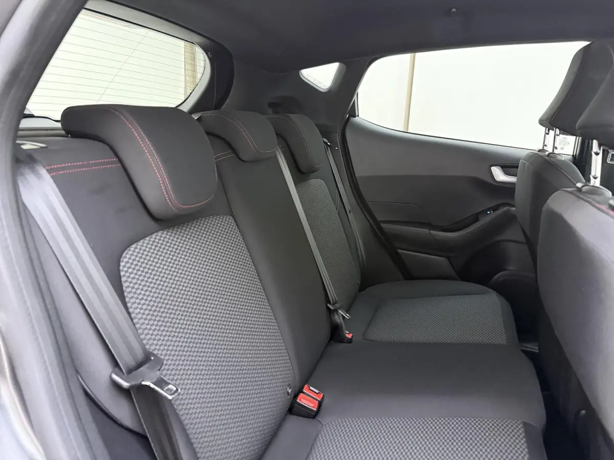 1.0 EcoBoost | 140PK | ST-Line | NAVIGATIE | CLIMATE CONTROL | CRUISE CONTROL |
