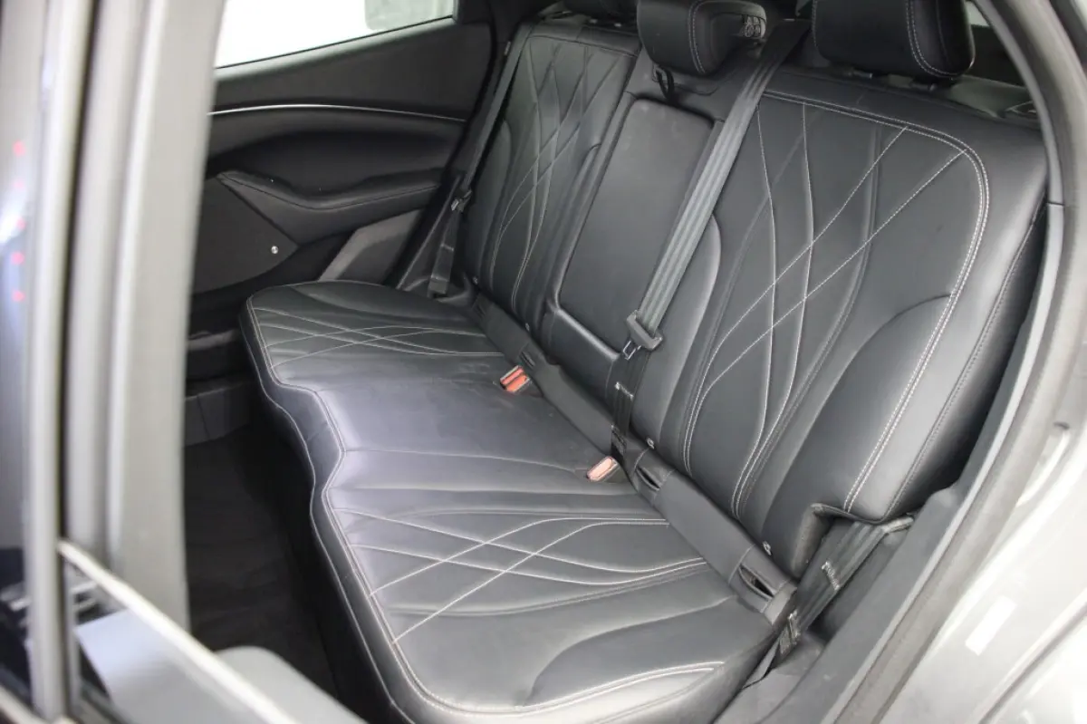 RWD 75 KWH - Carplay, Camera, Stuur/Stoel Verw. Leer, B&O, SOH 94,5%