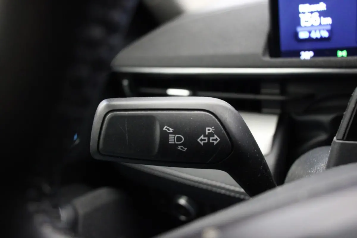 RWD 75 KWH - Carplay, Camera, Stuur/Stoel Verw. Leer, B&O, SOH 94,5%