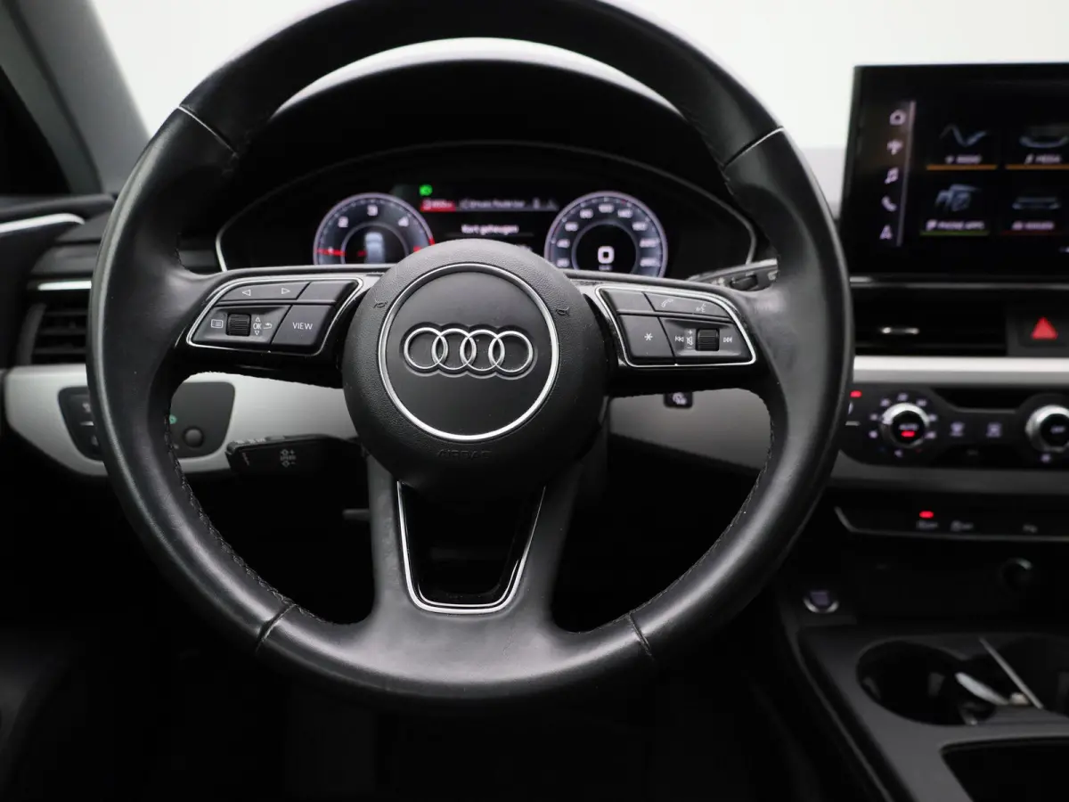 2.0 30 TDI S tronic Business Ed AUTOMAAT | LEDER | VIRTUEEL | CLIMA | CRUISE | STOELVERWARMING | ELEKTRISCHE KOFFERKLEP | LED | DAB | LMV | PDC | 12 MAANDEN BOVAG GARANTIE |