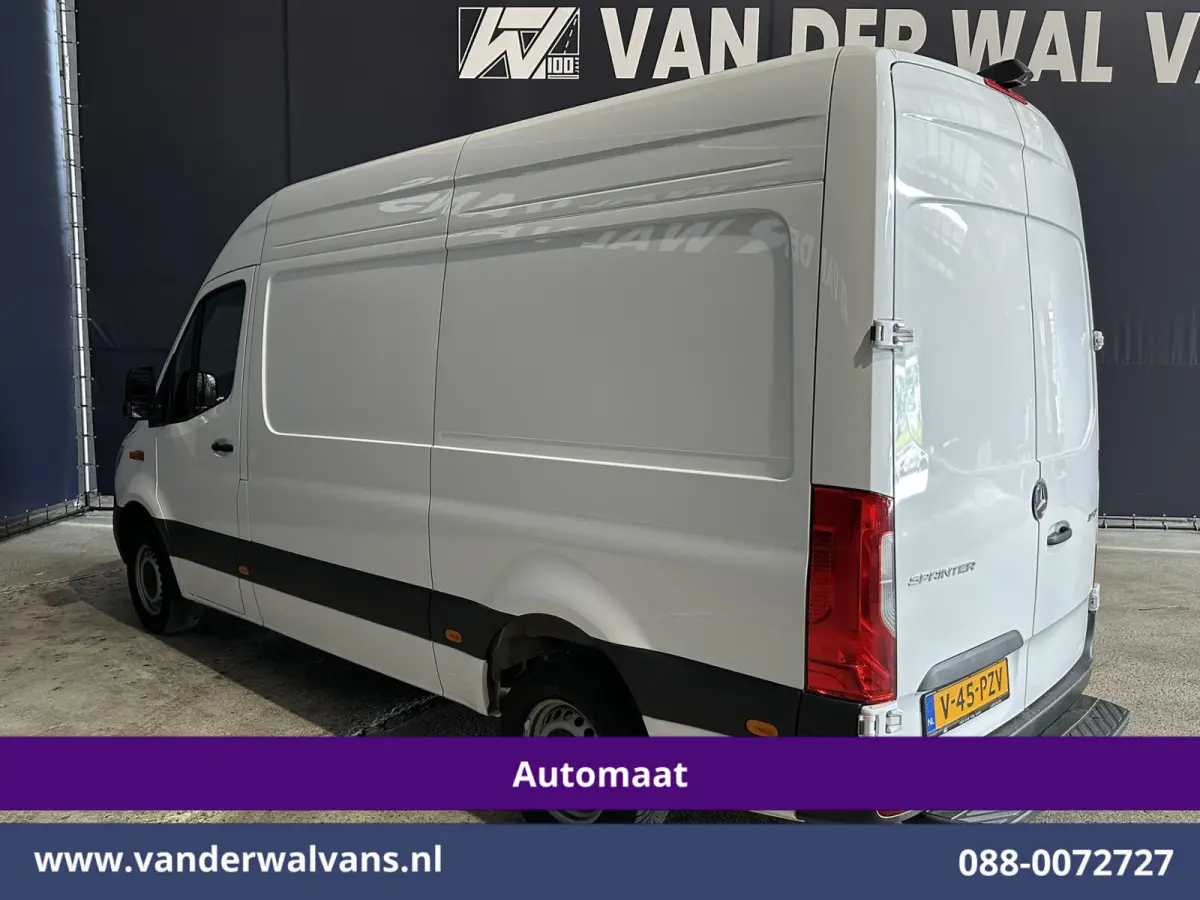317 CDI 170pk 9G-Tronic Automaat L2H2 2025 model Euro6 Airco | Camera | Navigatie | Adaptieve Cruisecontrol | LED Chauffeursstoel, Stoelverwarming, Parkeersensoren, Bjrijdersbank
