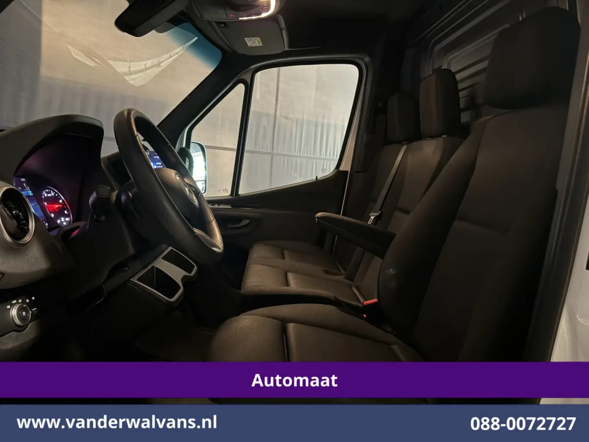 317 CDI 170pk 9G-Tronic Automaat L2H2 2025 model Euro6 Airco | Camera | Navigatie | Adaptieve Cruisecontrol | LED Chauffeursstoel, Stoelverwarming, Parkeersensoren, Bjrijdersbank