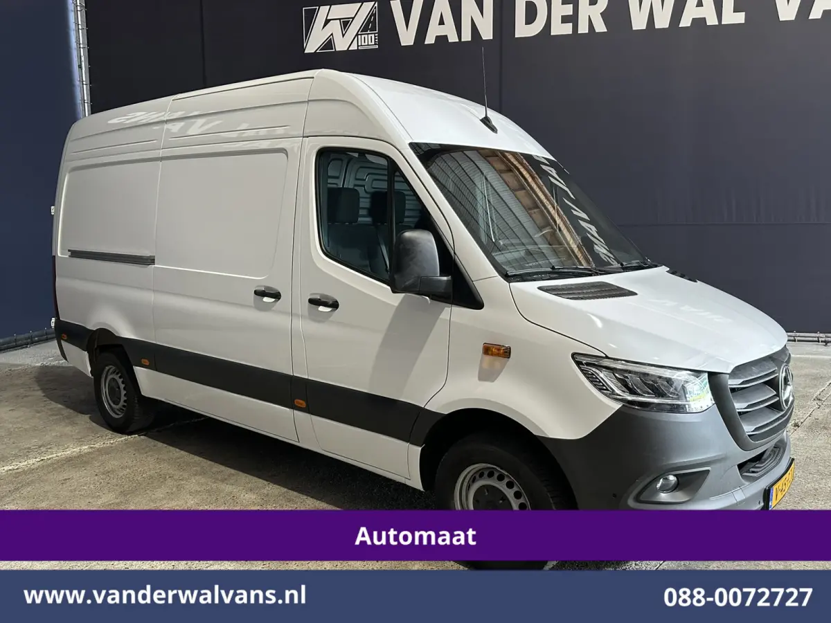 317 CDI 170pk 9G-Tronic Automaat L2H2 2025 model Euro6 Airco | Camera | Navigatie | Adaptieve Cruisecontrol | LED Chauffeursstoel, Stoelverwarming, Parkeersensoren, Bjrijdersbank