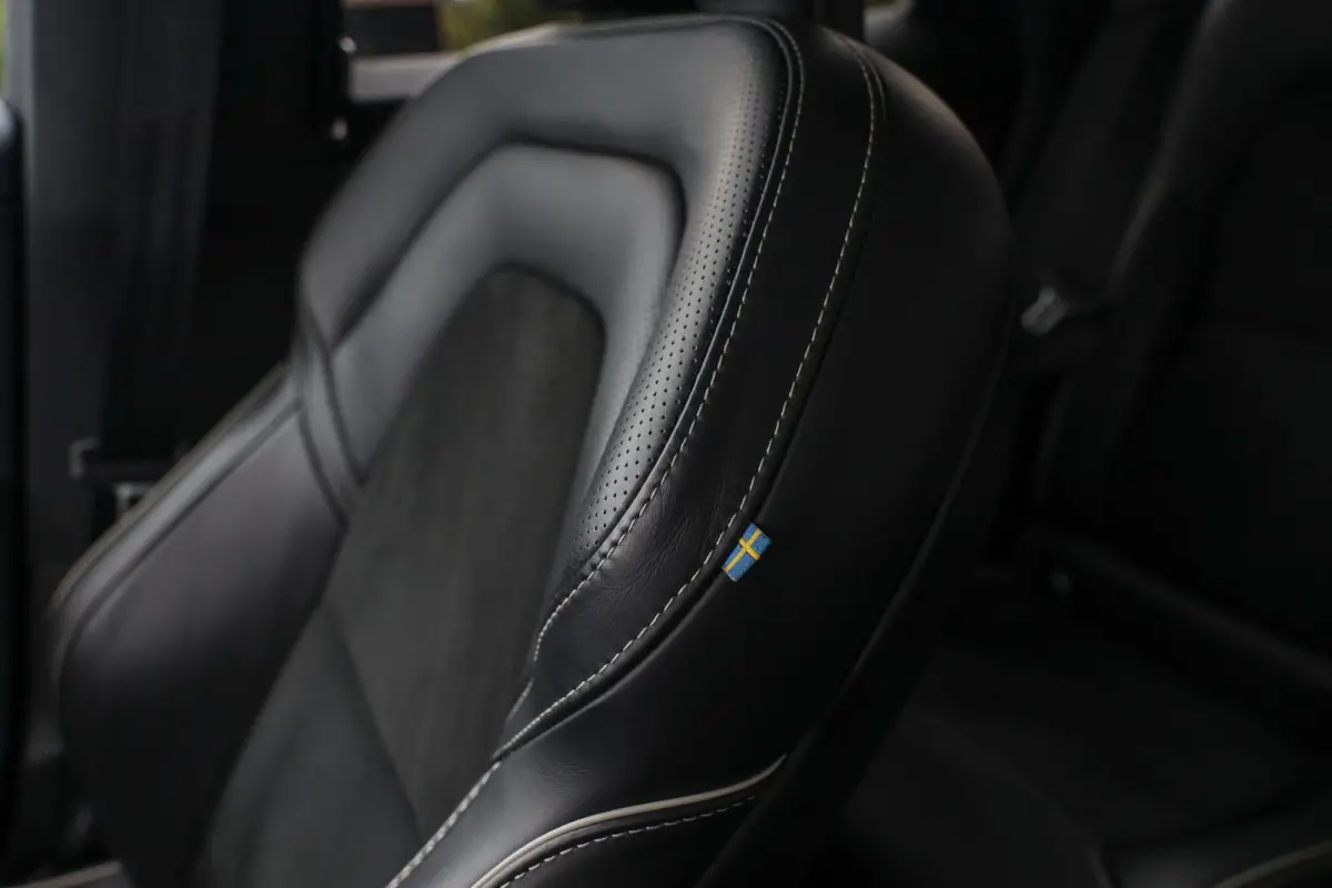2.0 T5 R-Design ✅ Leder ✅ H/K ✅ Camera