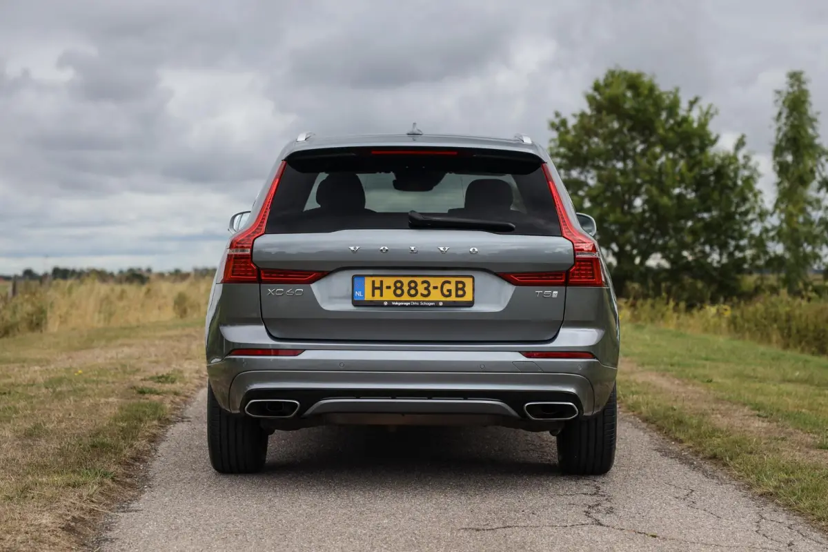 2.0 T5 R-Design ✅ Leder ✅ H/K ✅ Camera