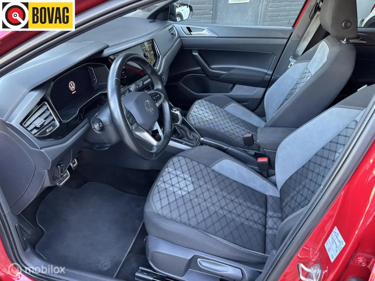 1.0 TSI R-Line 110 pk Panoschuifdak Navigatie DSG