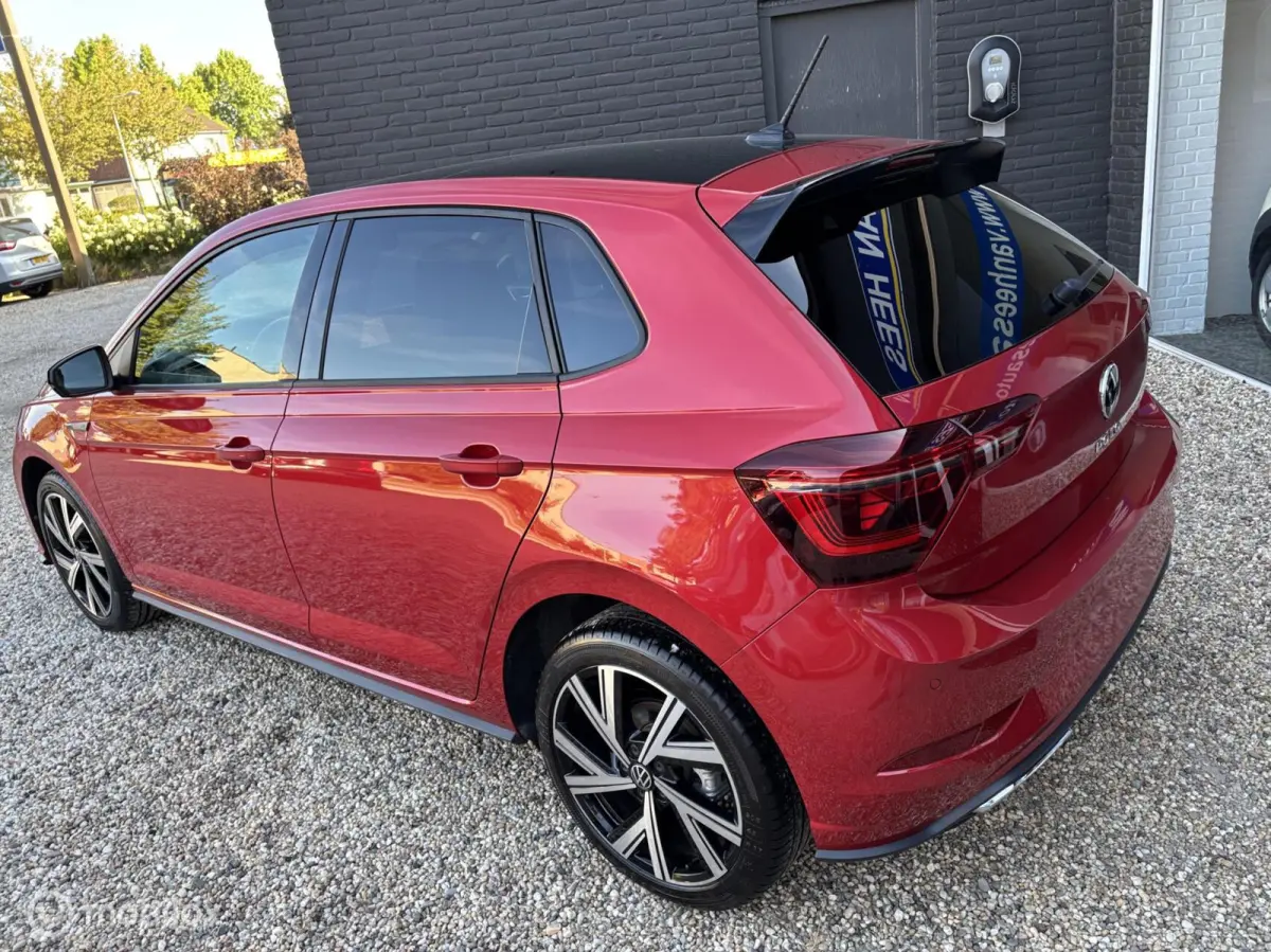 1.0 TSI R-Line 110 pk Panoschuifdak Navigatie DSG