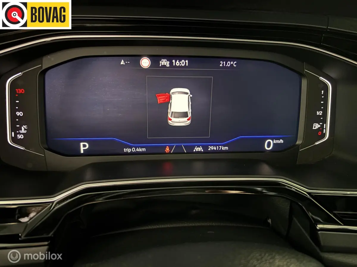 1.0 TSI R-Line 110 pk Panoschuifdak Navigatie DSG