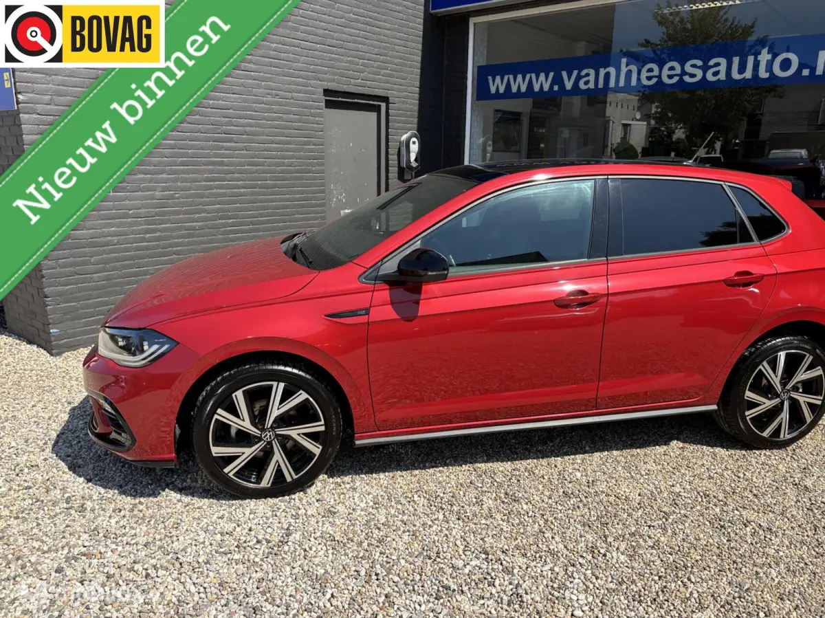 1.0 TSI R-Line 110 pk Panoschuifdak Navigatie DSG