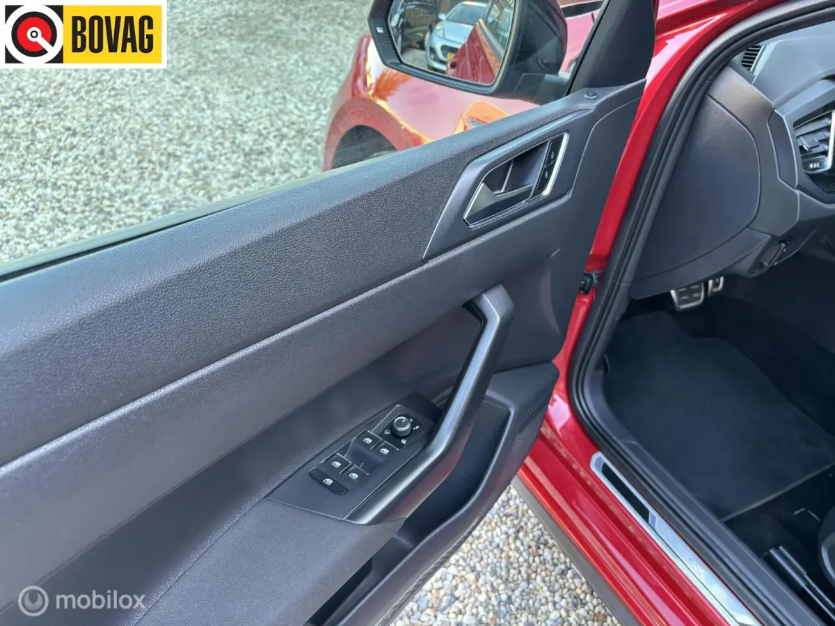 1.0 TSI R-Line 110 pk Panoschuifdak Navigatie DSG