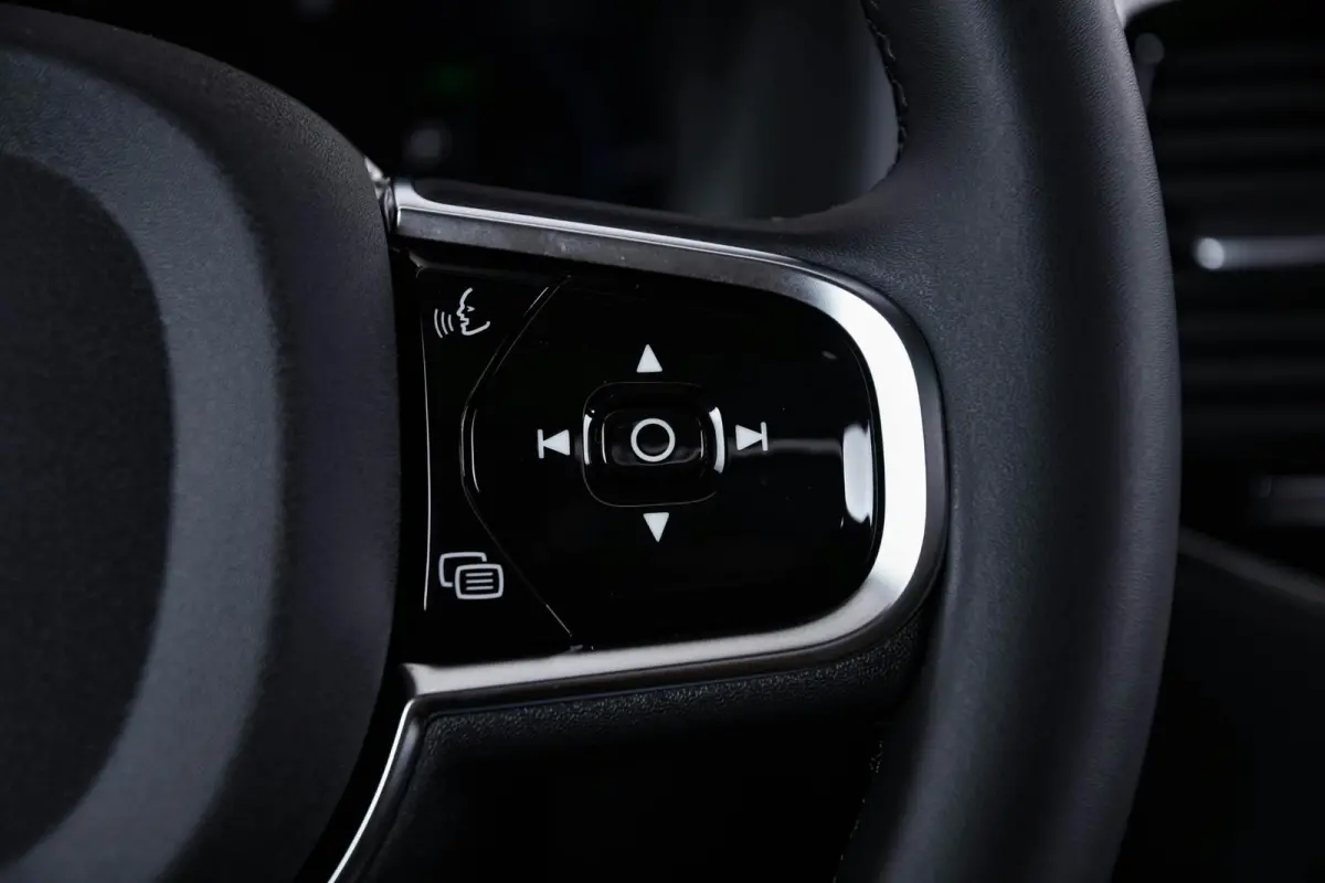 2.0 T8 Recharge AWD Plus Bright Trekhaak - Panoramadak - Adaptieve Cruise Control - Harman Kardon - Visual Park Assist - Stoelverwarming voor/achter - Verwarmbare voorruit - Getinte Ruiten -